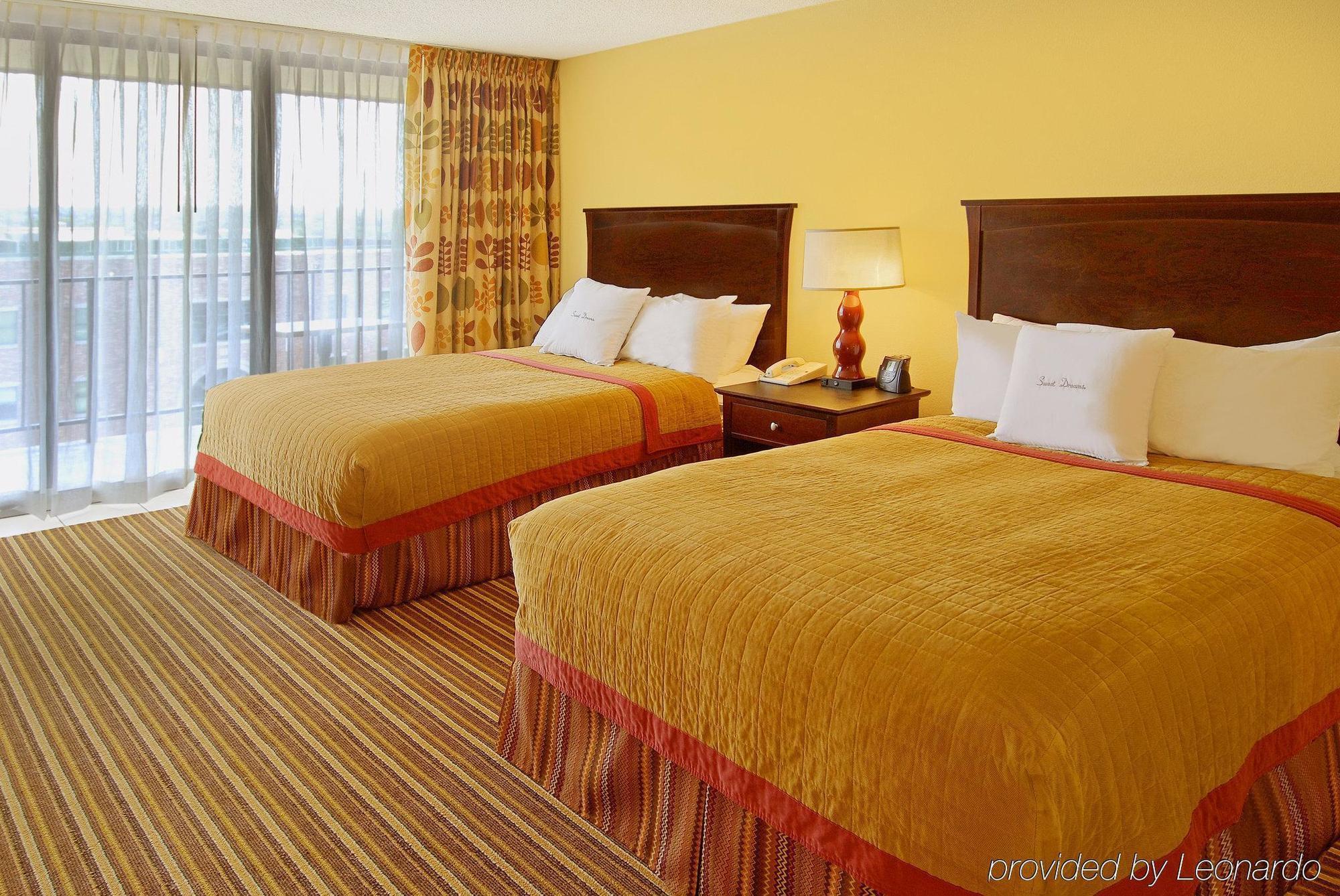 Aksarben Suites Trademark Collection By Wyndham Omaha Phòng bức ảnh