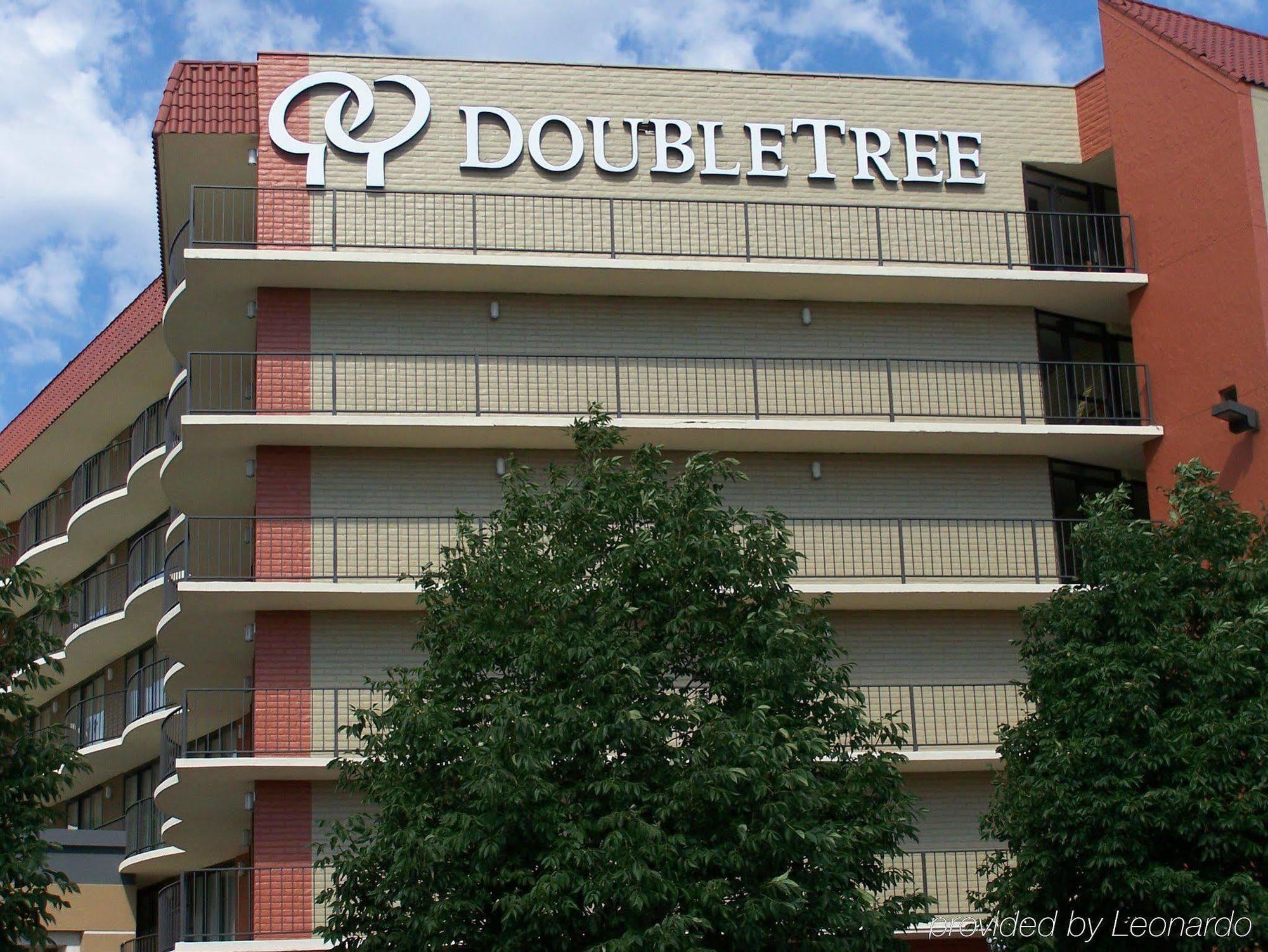 Aksarben Suites Trademark Collection By Wyndham Omaha Ngoại thất bức ảnh