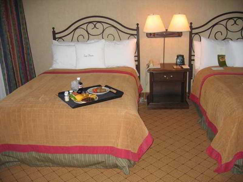 Aksarben Suites Trademark Collection By Wyndham Omaha Phòng bức ảnh